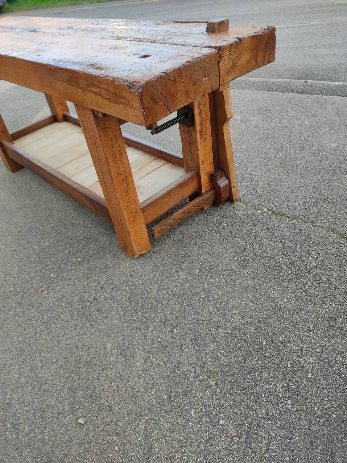 Carpenter's workbench