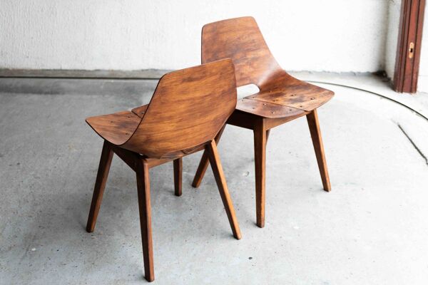 Ensemble de 6 chaises de salle à manger 'Tonneau' par Pierre Guariche
