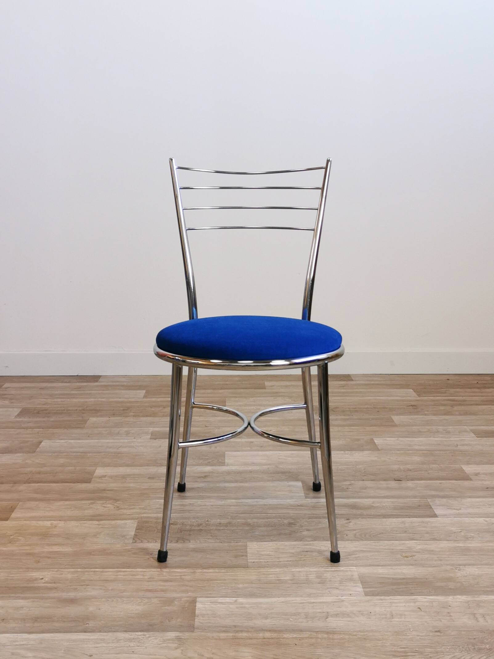 Lot de 3 chaises chrome et cobalt