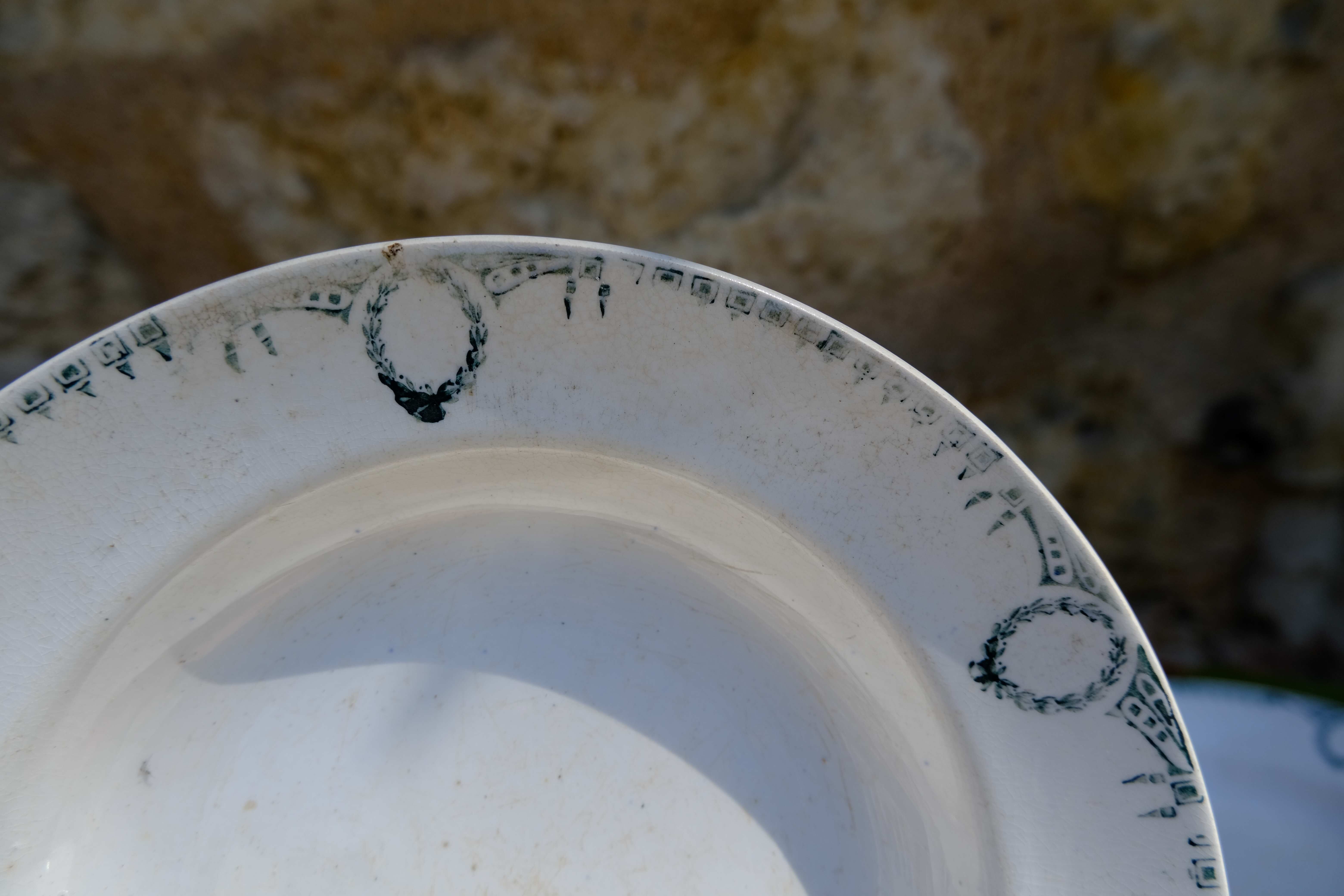 Iron earth plates from Saint Amand