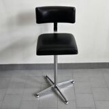Vintage 1960s bar stool