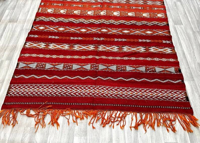 Antique Zemmouri rug, flat woven Berber rug, handmade Moroccan rug, home decor