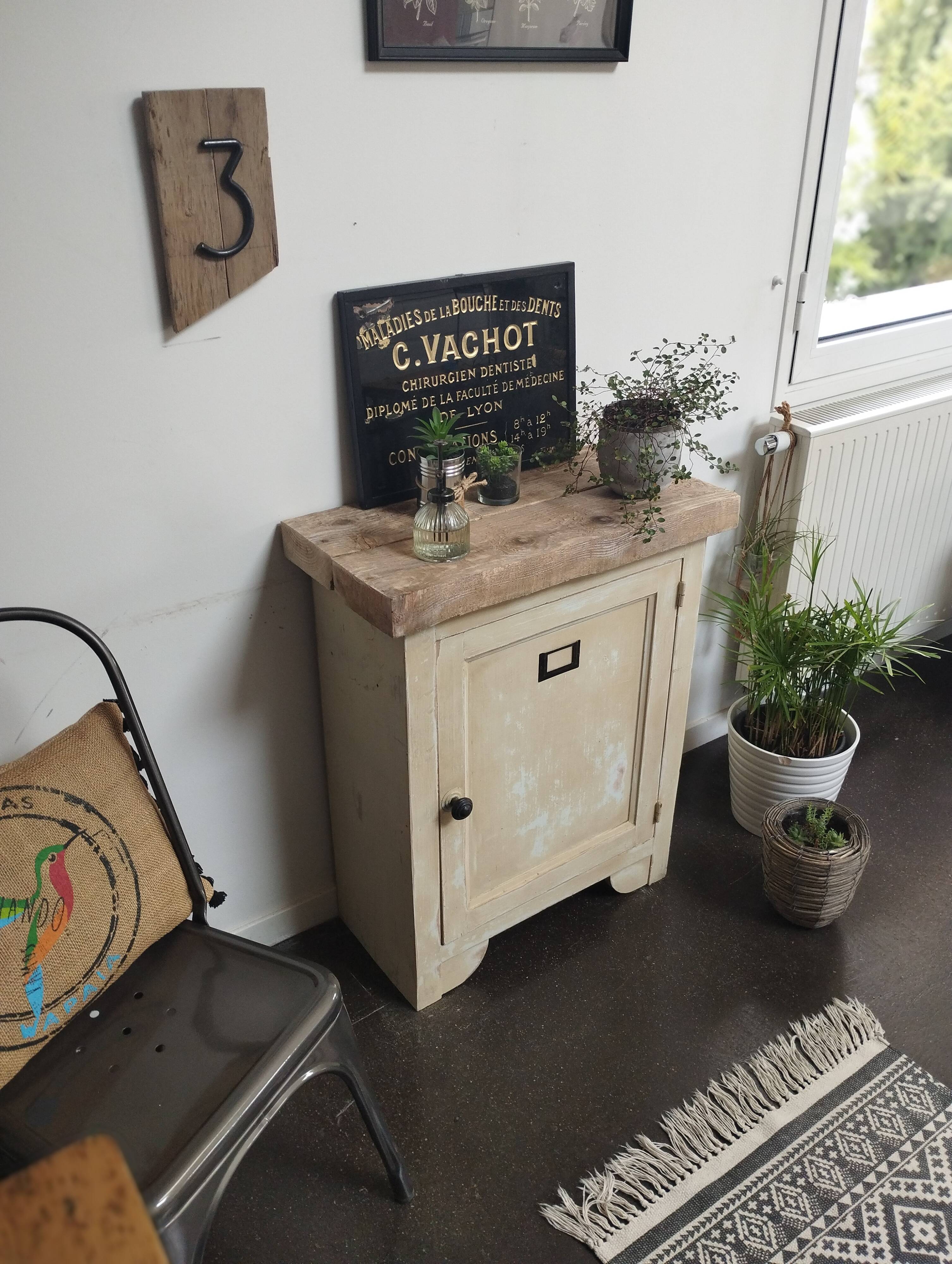 Small confiturier from atelier-vintage furniture