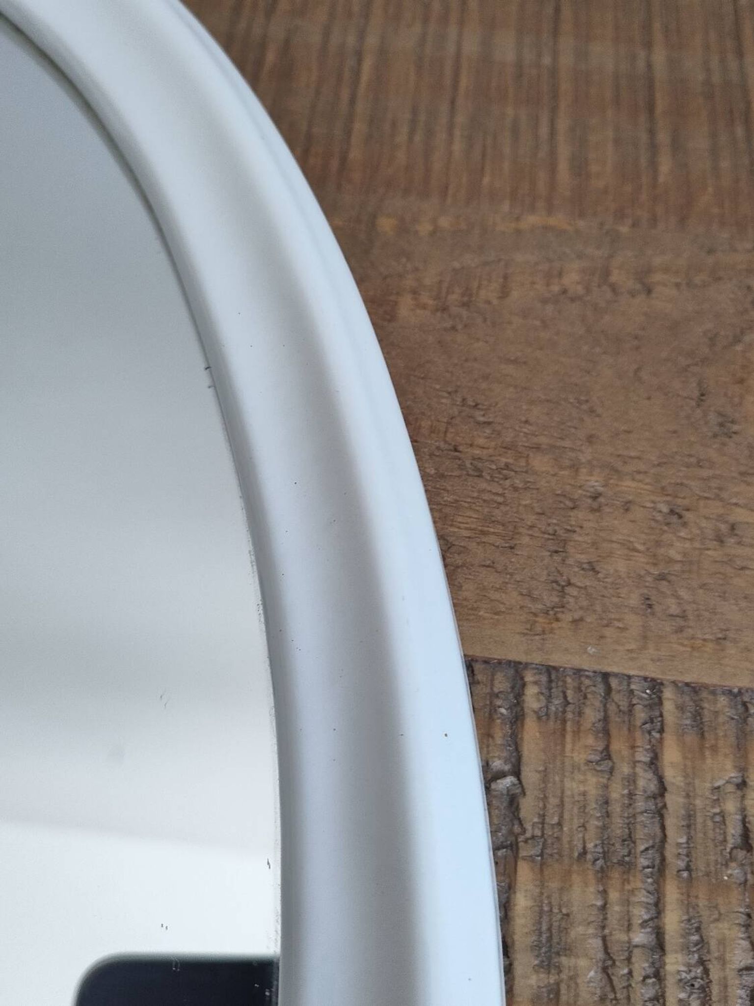 Ancien Miroir Ovale En Fonte - Blanc - Vintage - 48 x 38,5 cm.