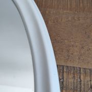Ancien Miroir Ovale En Fonte - Blanc - Vintage - 48 x 38,5 cm.