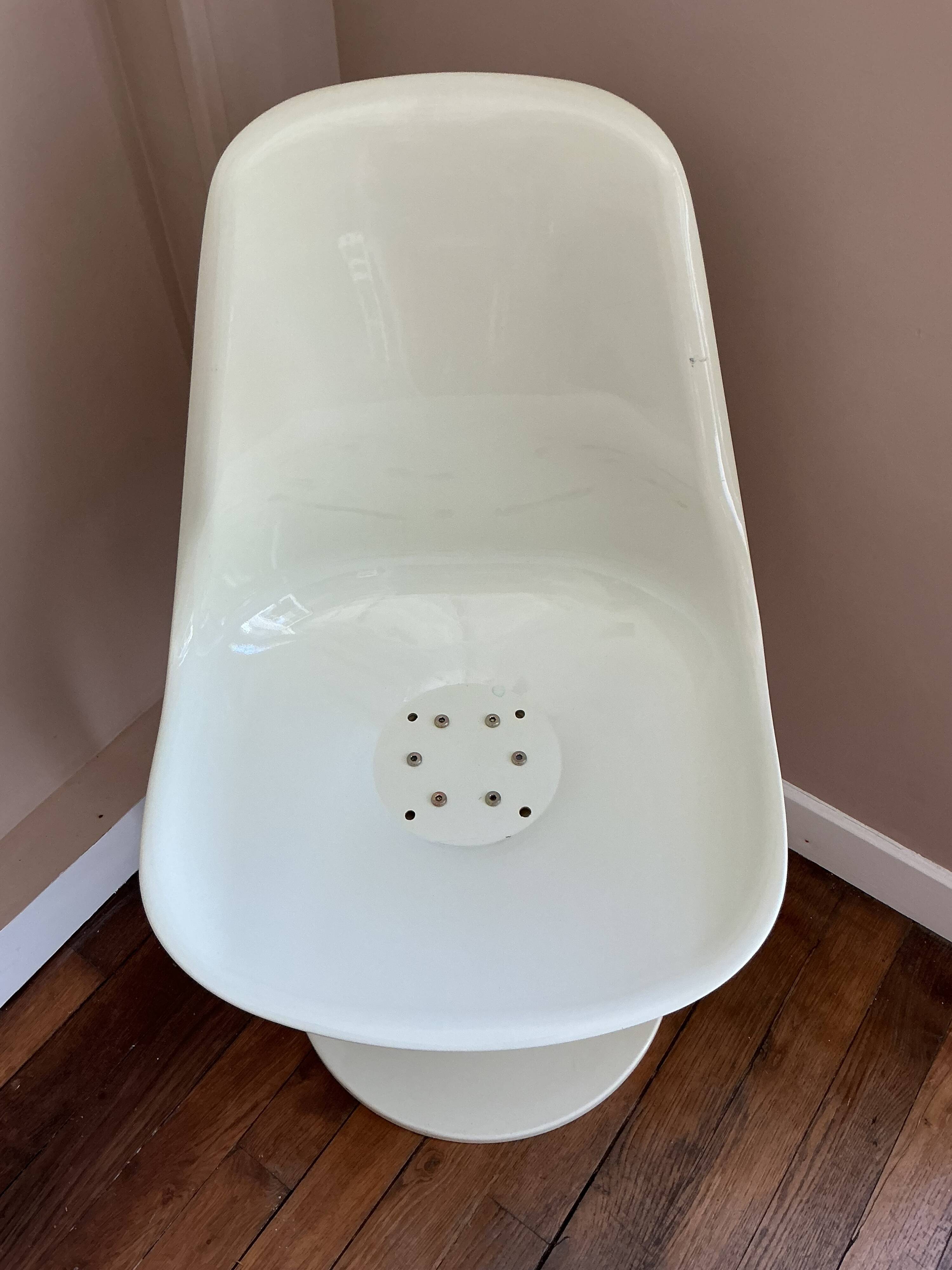 Fauteuil pied tulipe , vintage 1970