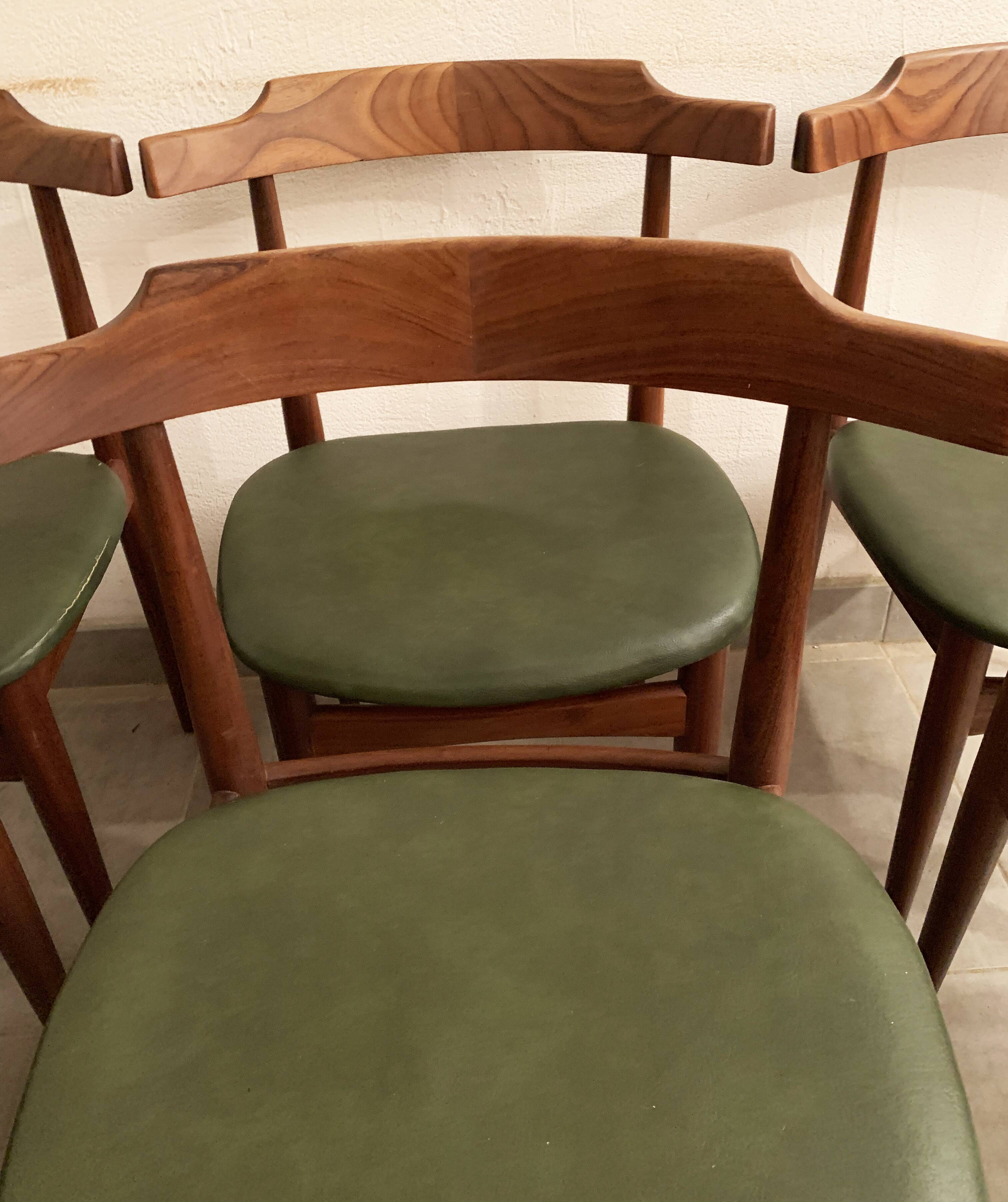 Ensemble de 6 chaises danoises de Hans Olsen pour le fabricant Frem Røjle
