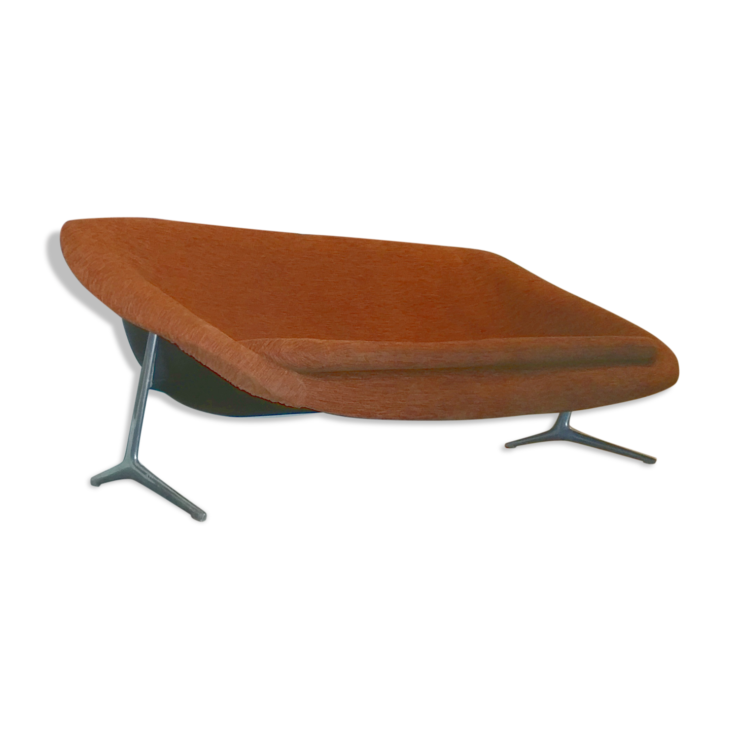 Couch Egg of Walter S. Chenery for Lurashell