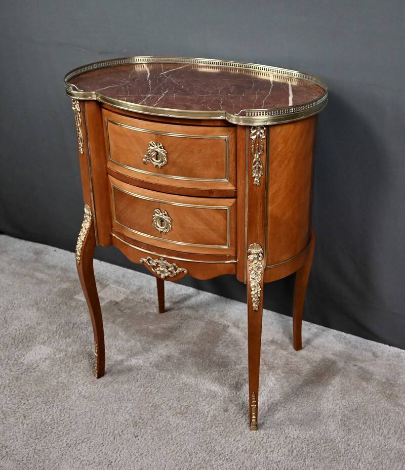 Small Kidney-Shaped Mahogany Chest of Drawers, Transition Style – Early 20th Century