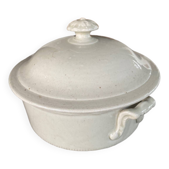 Earthenware earthenware tureen