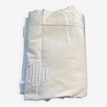 Drap blanc brodée MD