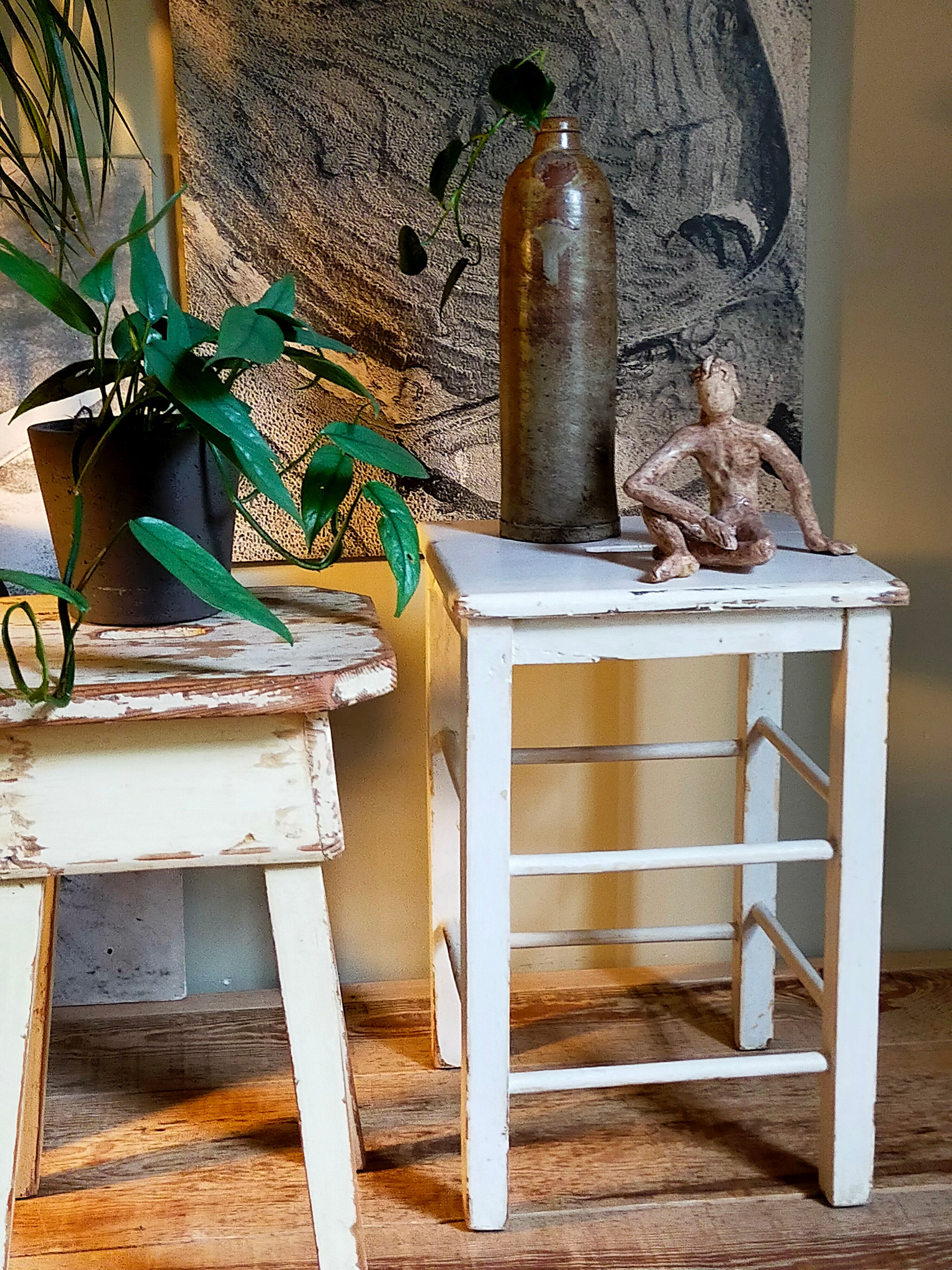Workshop stool in vintage patinated solid wood