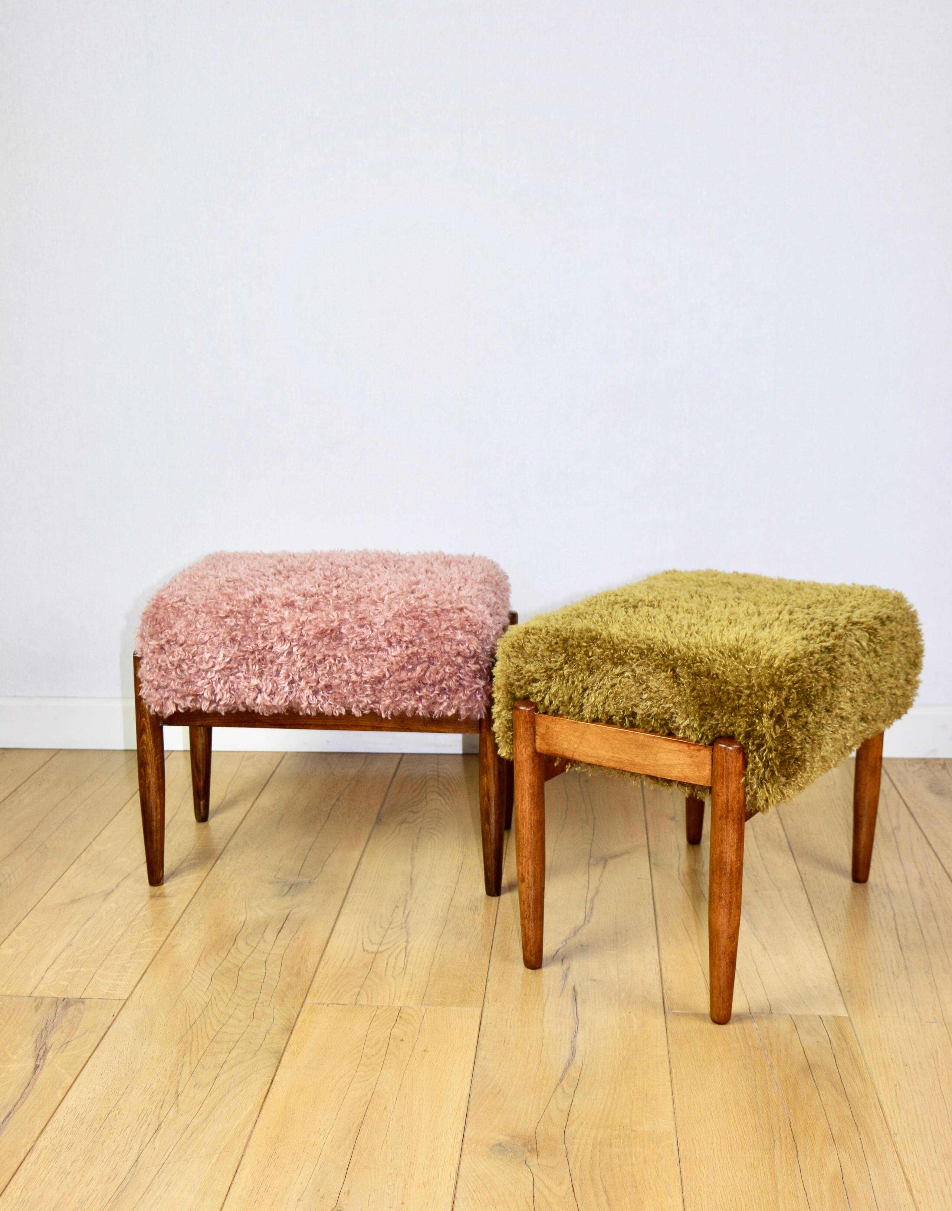 Edmund Homa stool, pink seat, long hair