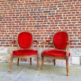 Paire De Fauteuils Médaillon De Style Louis XVI XIX Eme Siècle