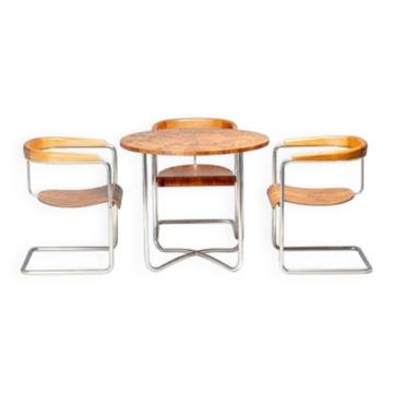 Chaises fonctionnelles tchécoslovaques, attribuées à Jindřich Halabala, années 1930.