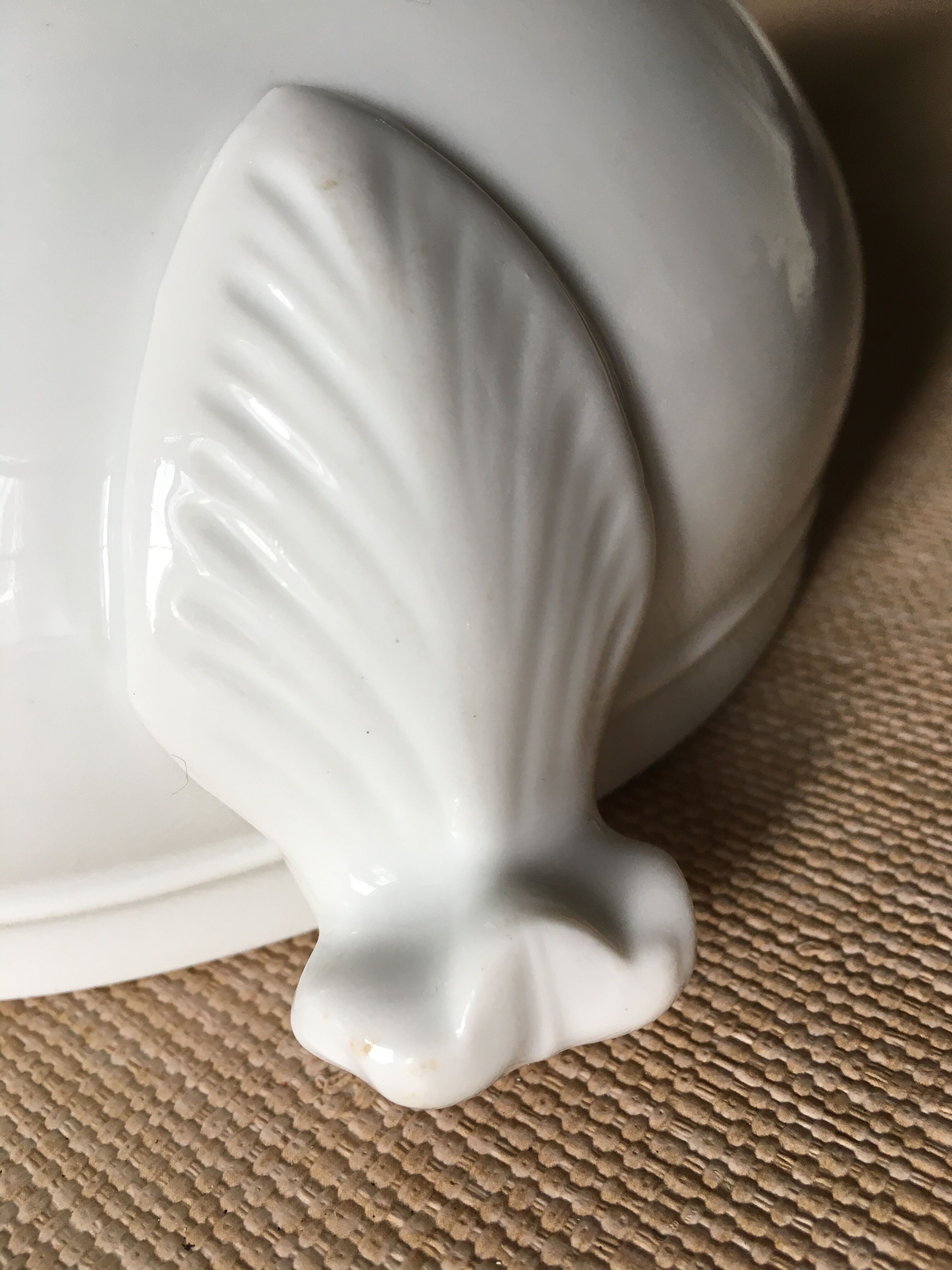 White broth bowl and salad bowl