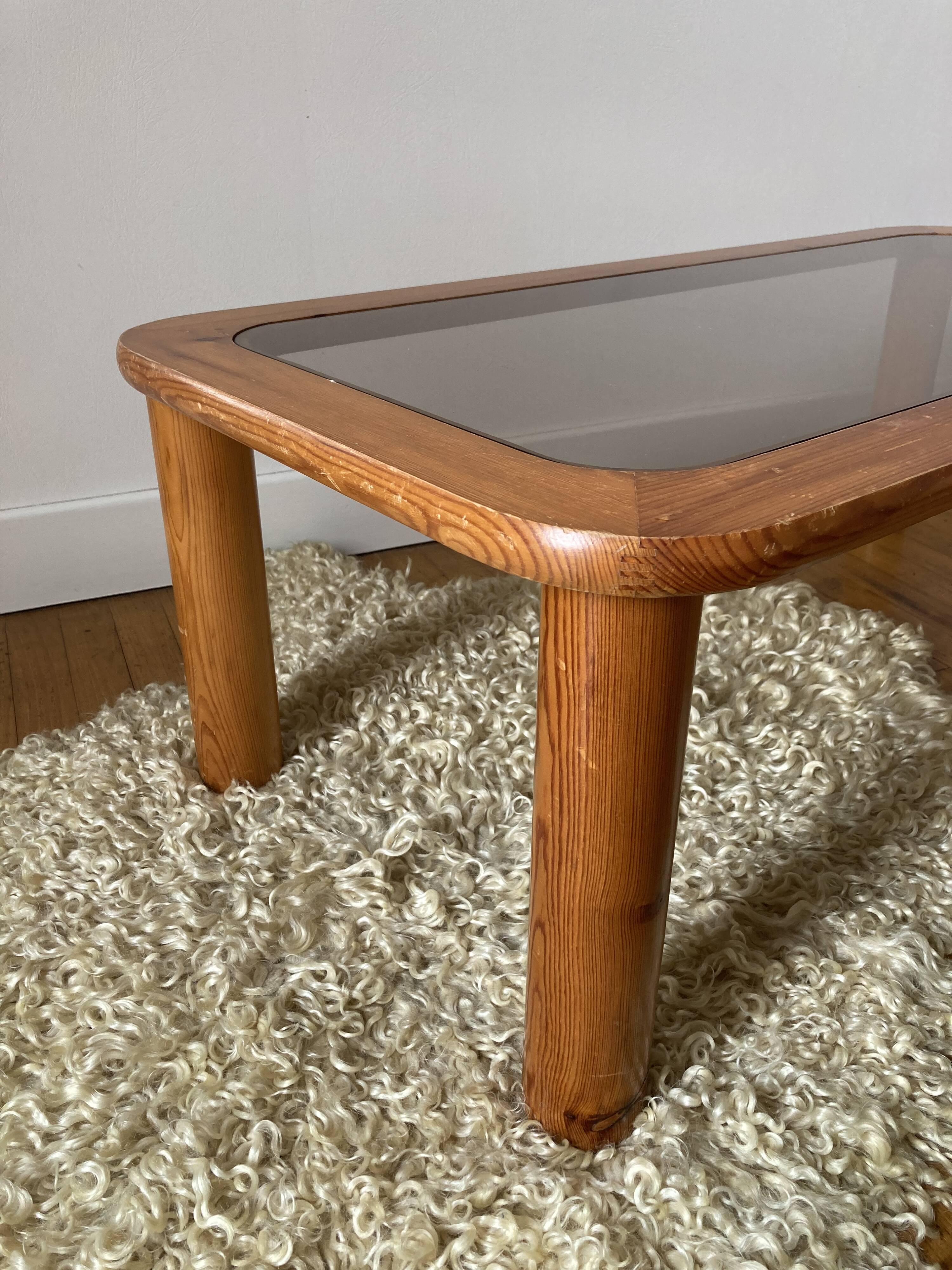 Vintage coffee table