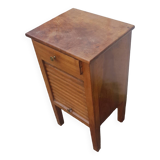 Curtain bedside table