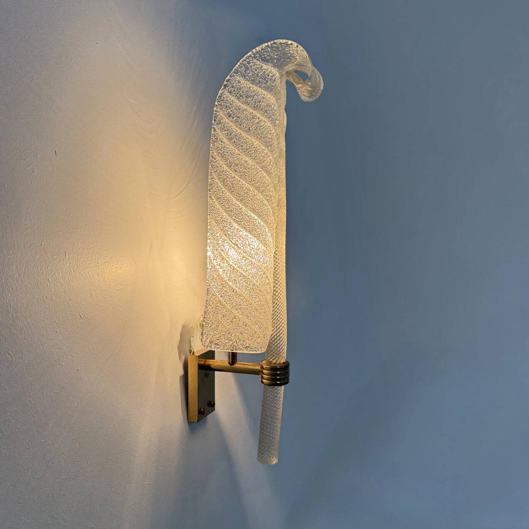 Large Barovier & Toso wall lamp Murano glass leaf, 1970s