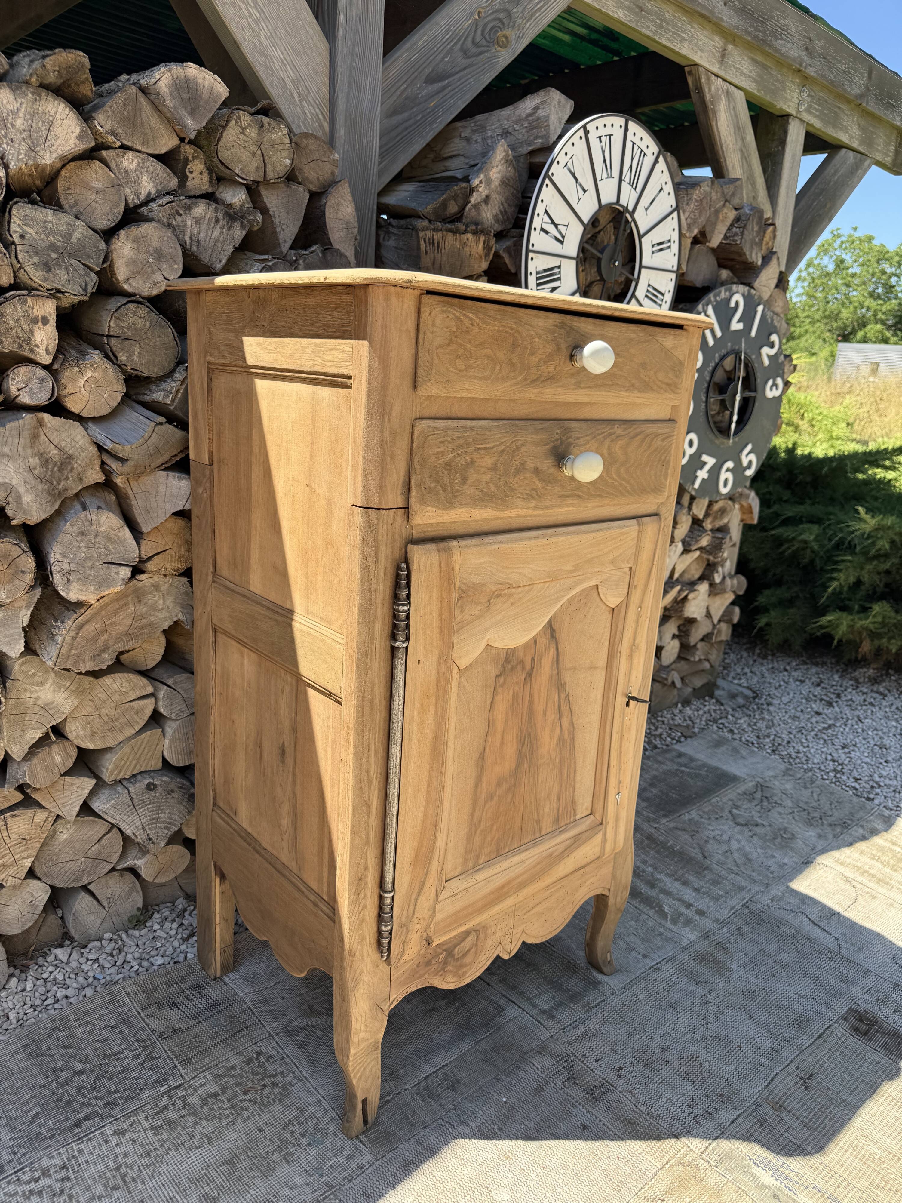 Renovated solid wood confiturer