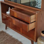 Buffet vaisselier U372/386 B.Landsman et H.Nepozitek pour Jitona 1960
