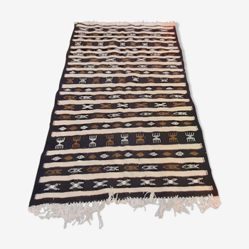 Tapis kilim noir et blanc  rayé, tapis marocain 150/90cm