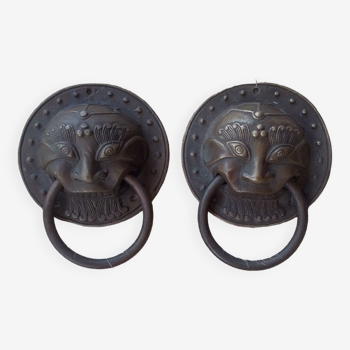 Paire de heurtoirs de porte bronze asiatique