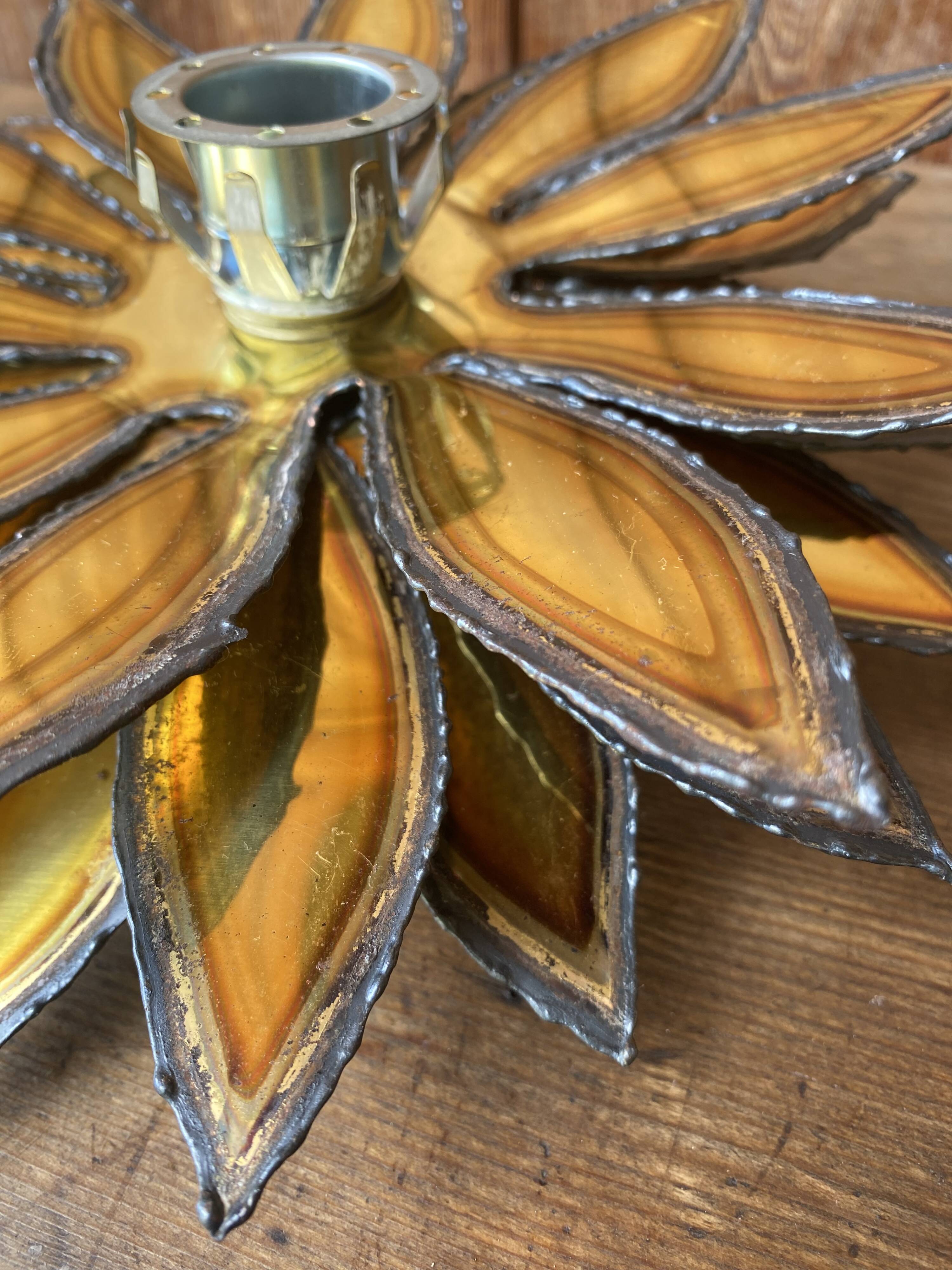 Applique murale fleur metal doré vintage