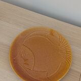 Set of 5 mustard yellow plates in slip