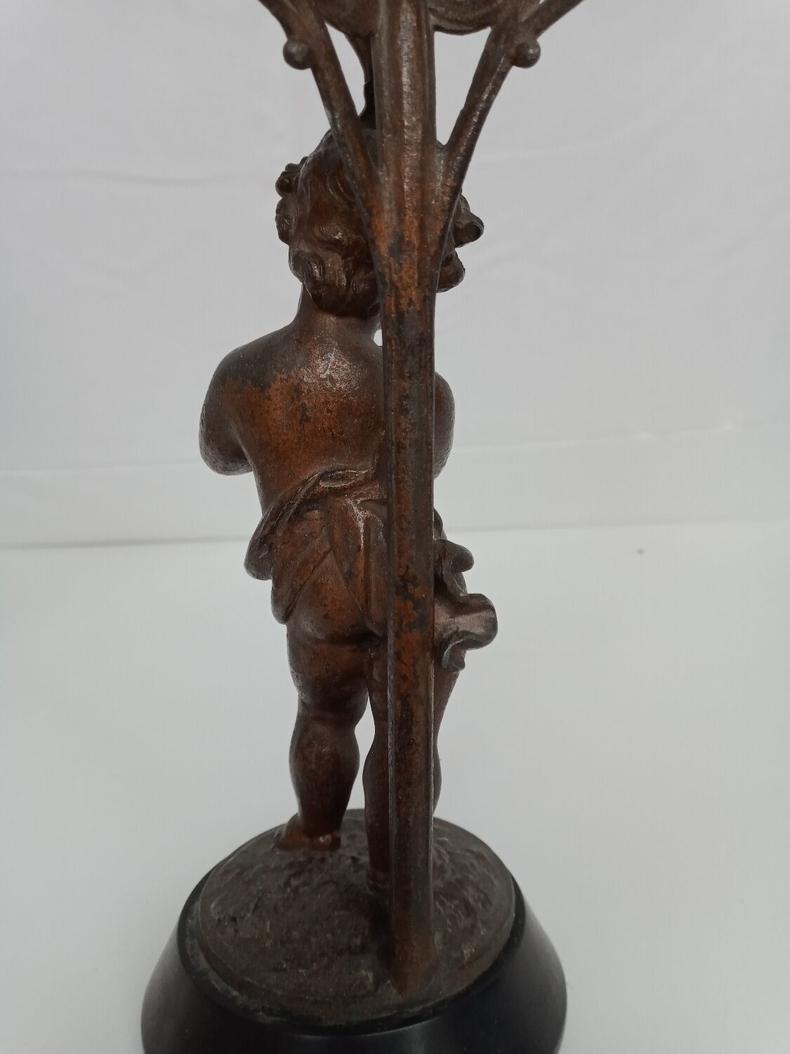 Bougeoirs putti musicians