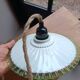 Lampe baladeuse en verre vert pâle et blanc