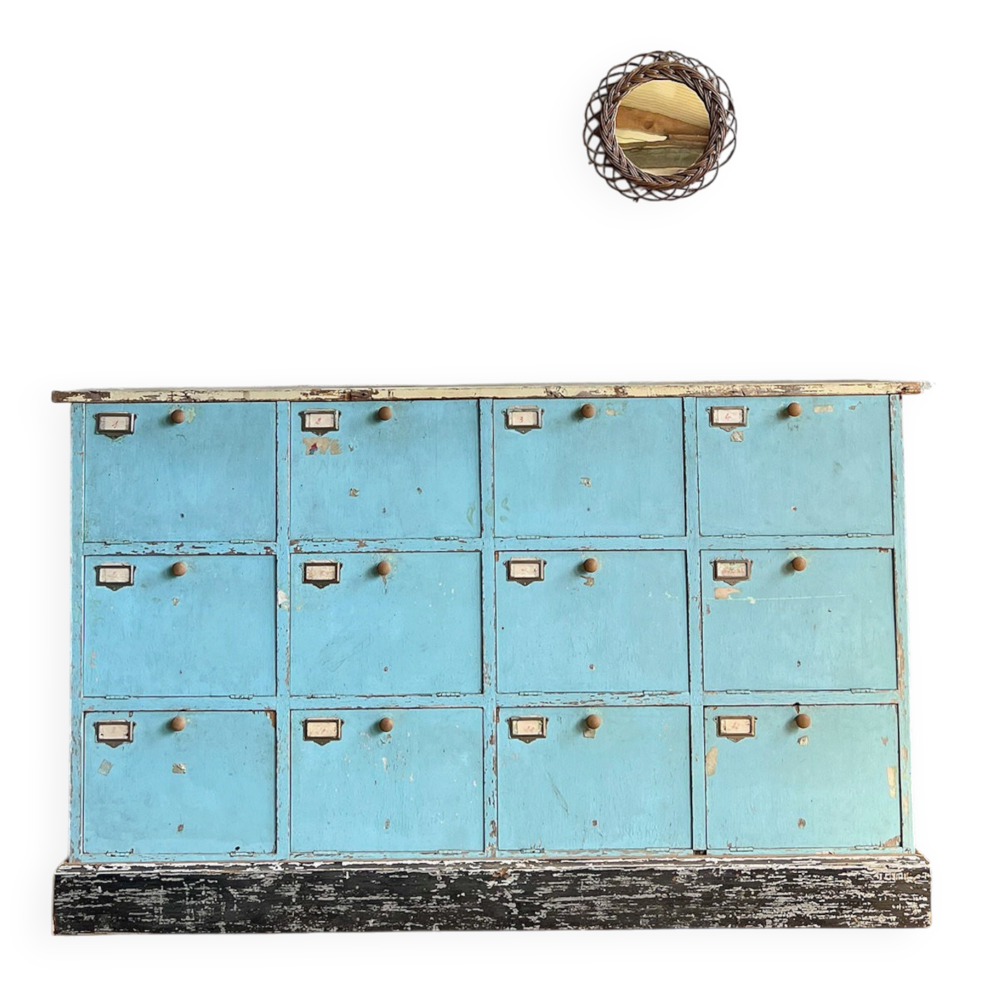 Old workshop cabinet with flaps, original patina.