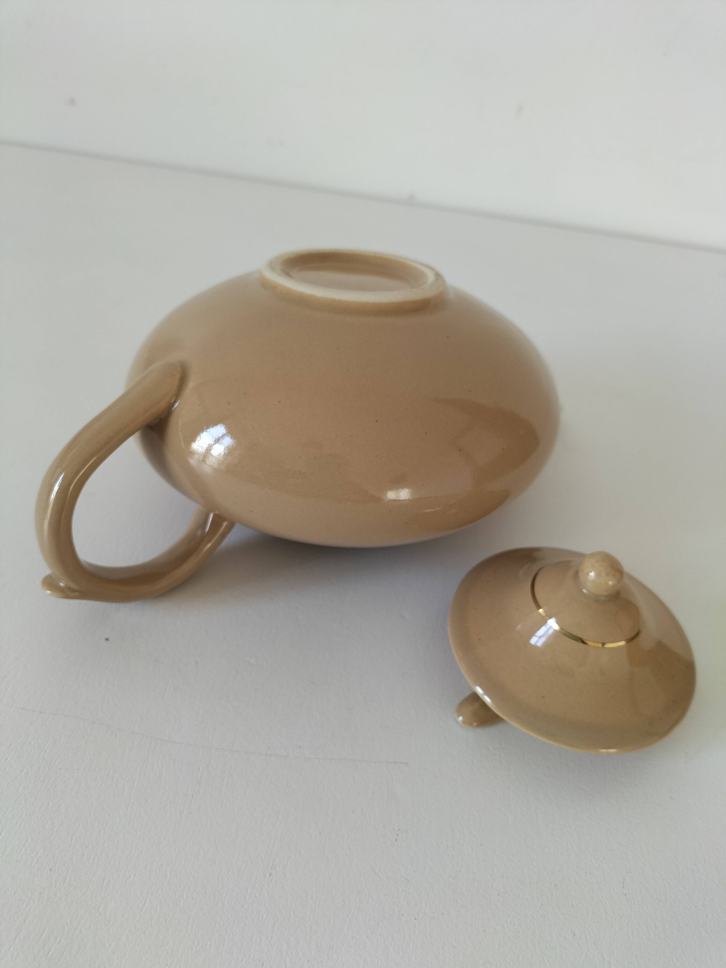 Tea-pot