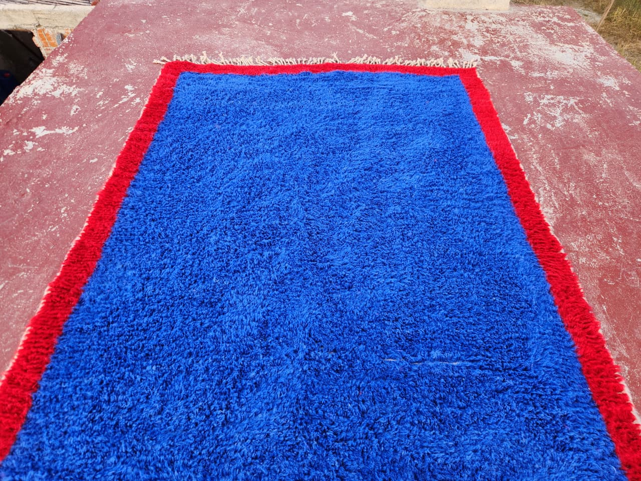Authentic Beni Ouarain rug 250 x 180 cm – Cobalt blue and red – Piece