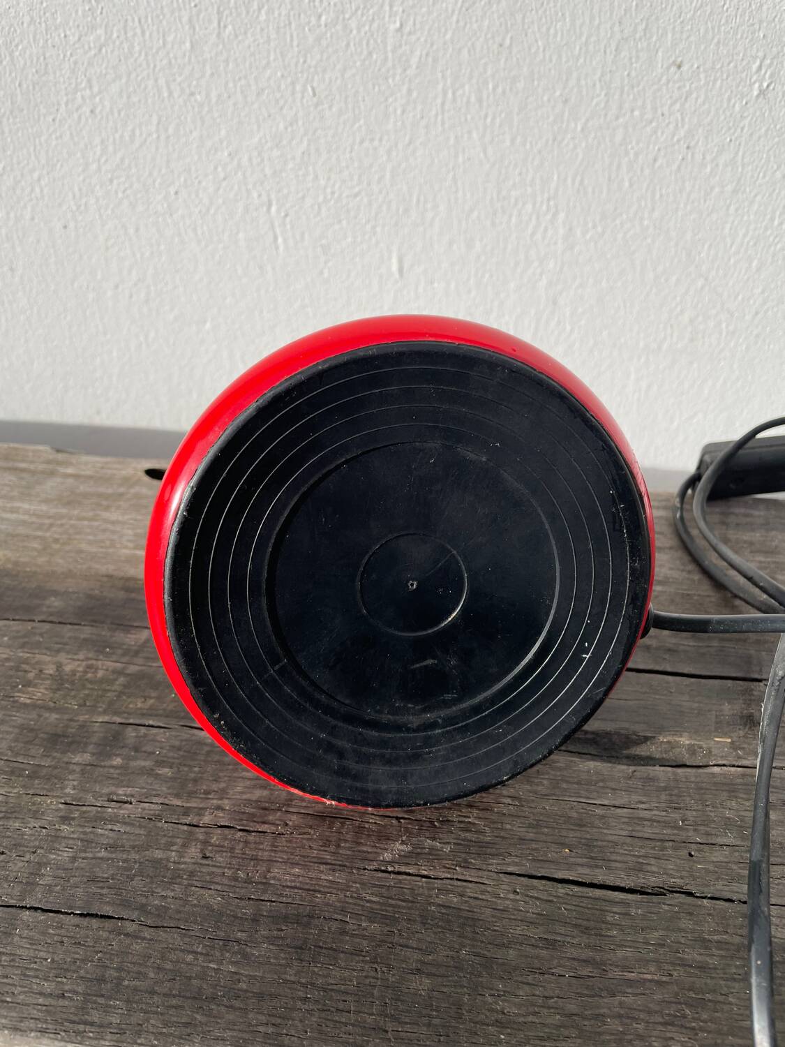 1970 Kama Keur red metal lamp