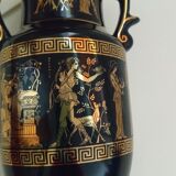 Petit vase noir et or