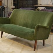 Green velvet canapé 1960s