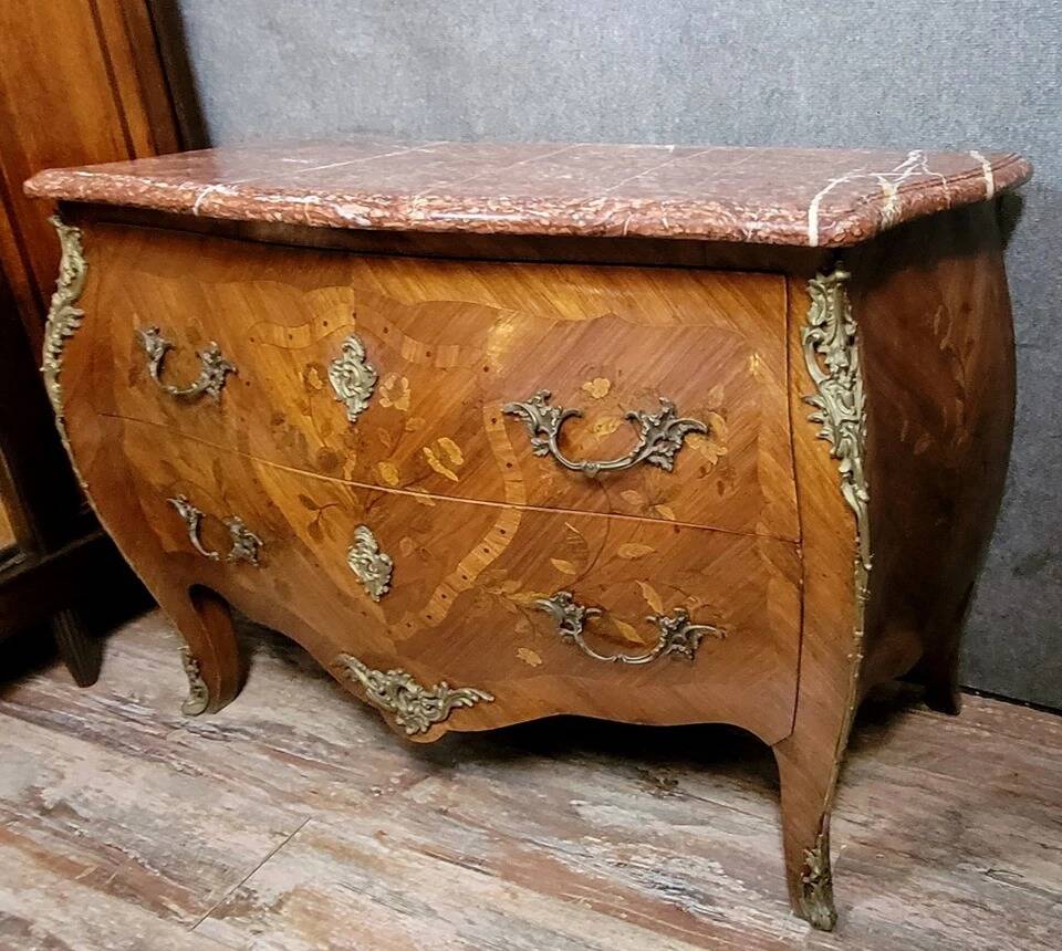 Louis XV style curved chest of drawers in marquetry circa 1880