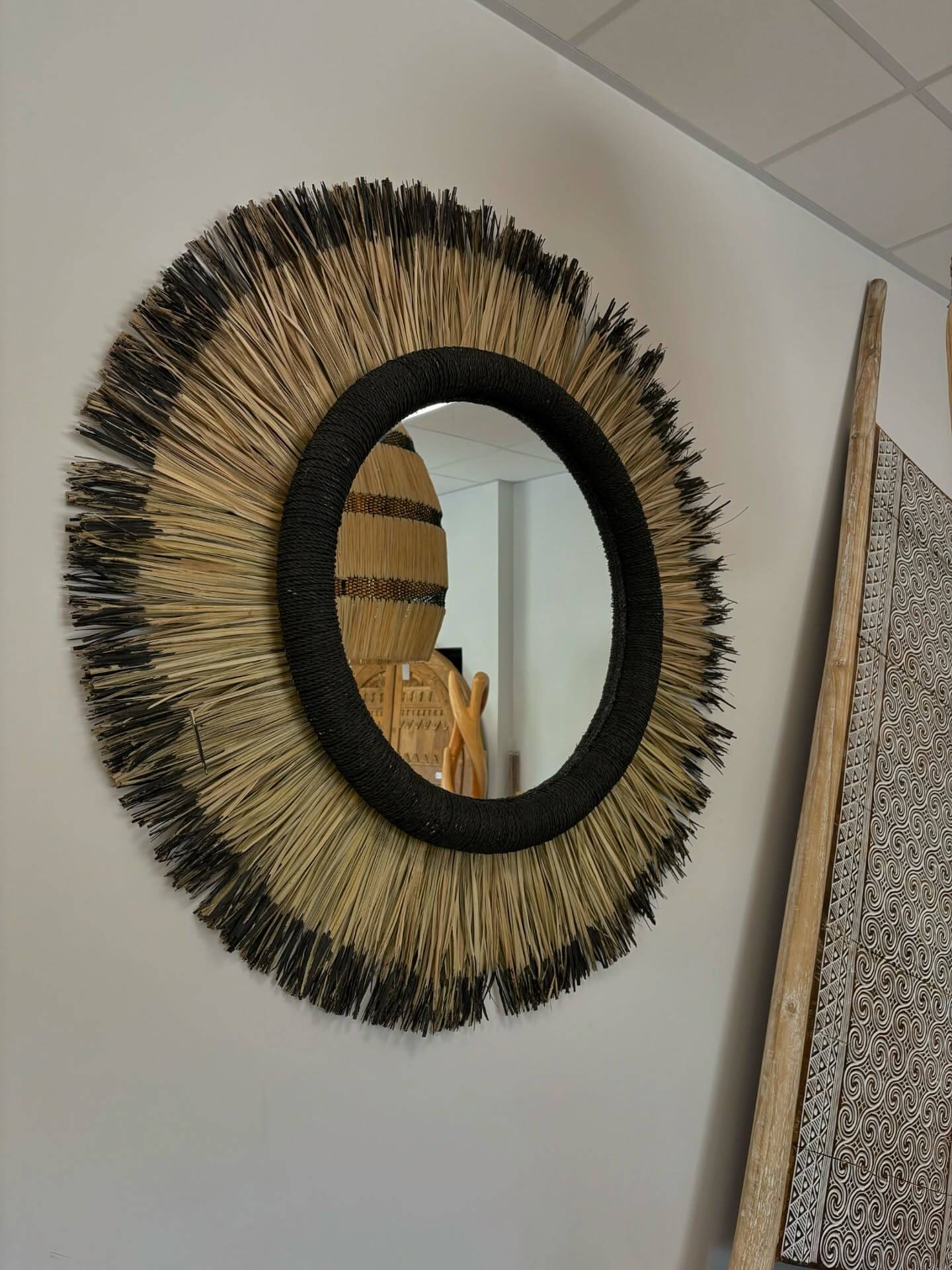 Handmade wall mirror made of natural fibers – bohemian chic style