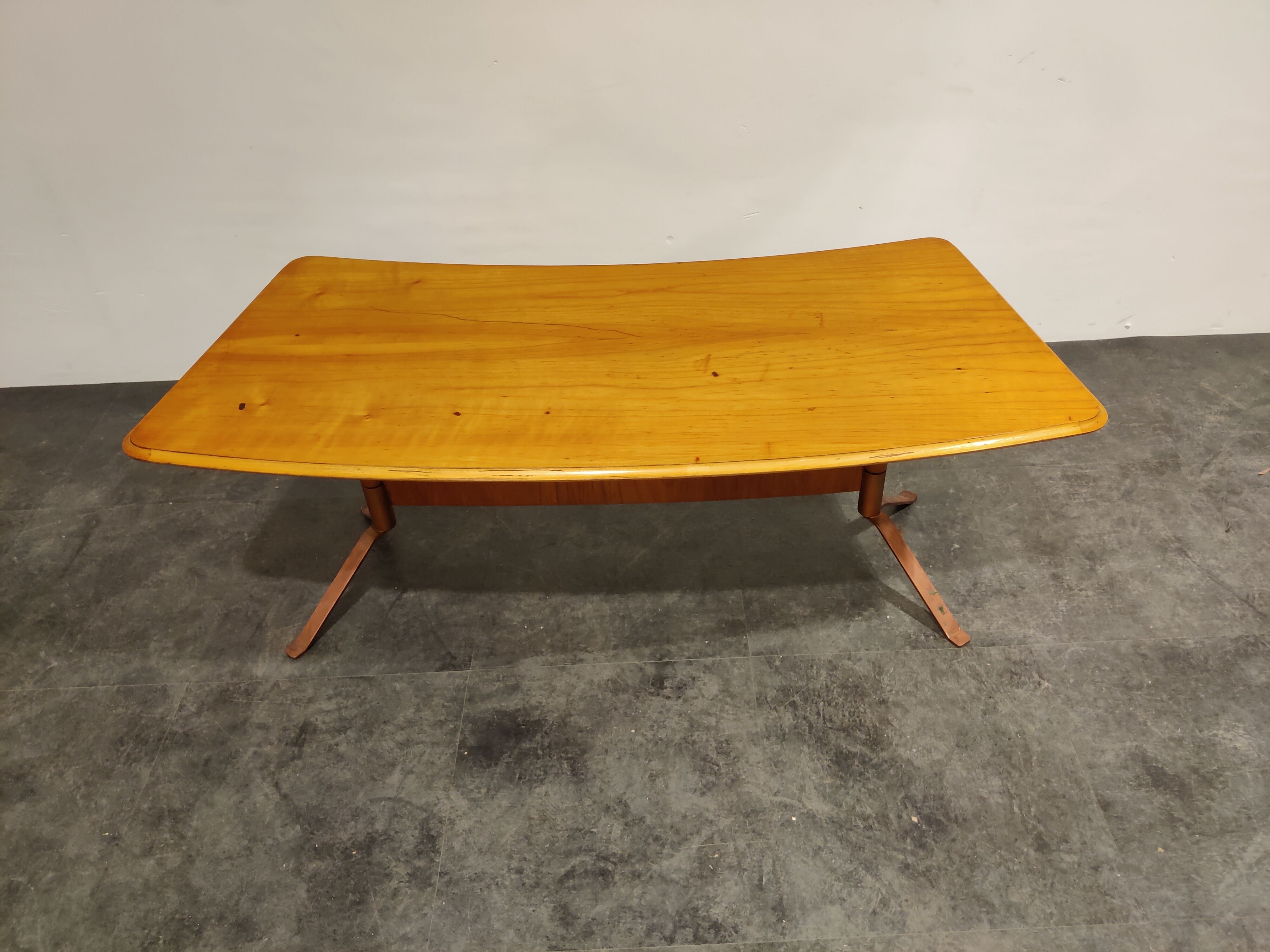 Mid century curved coffee table, 1960s