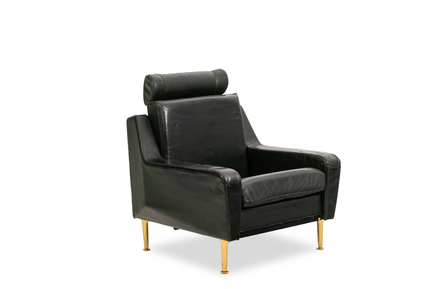 Airborne. Paire de fauteuils en cuir vert. Années 1950.