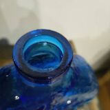 XXL cobalt blue bottle with embossed bird