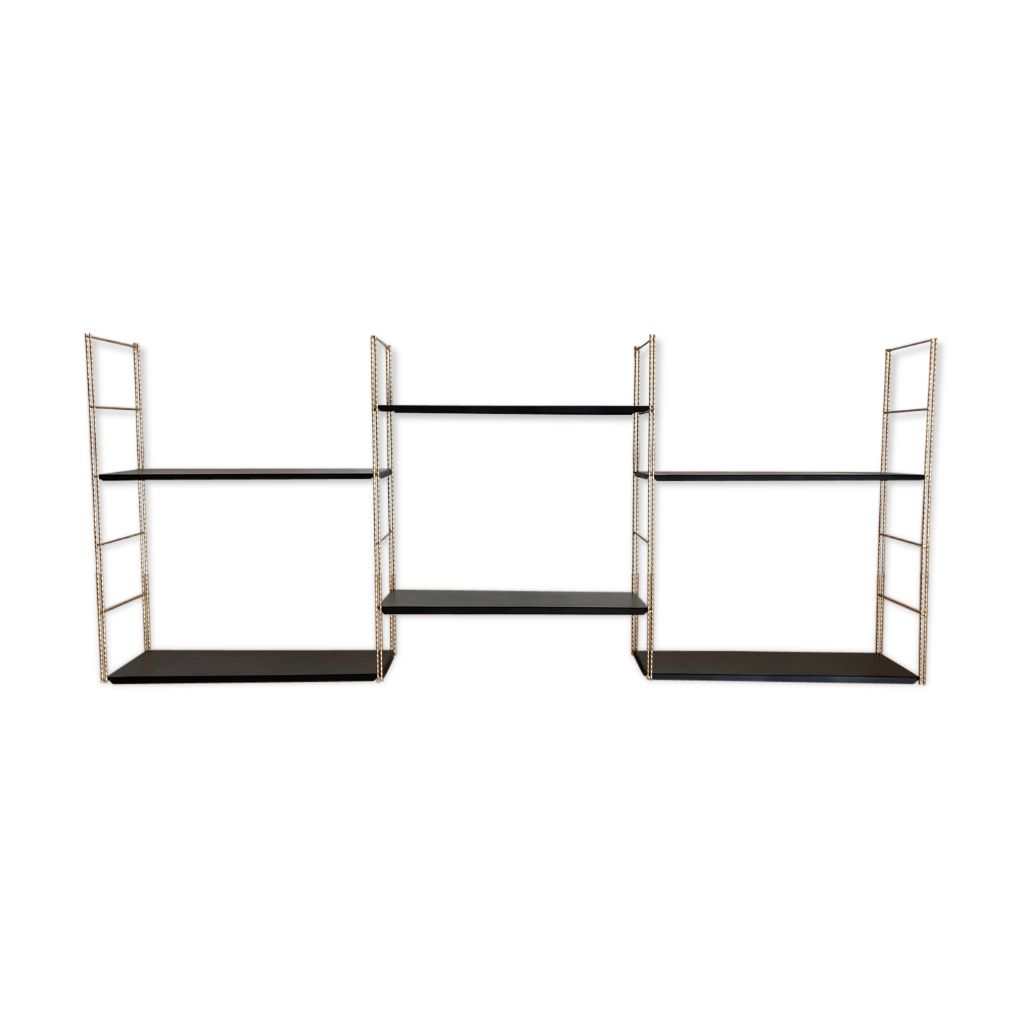 Triple wall shelves modular system