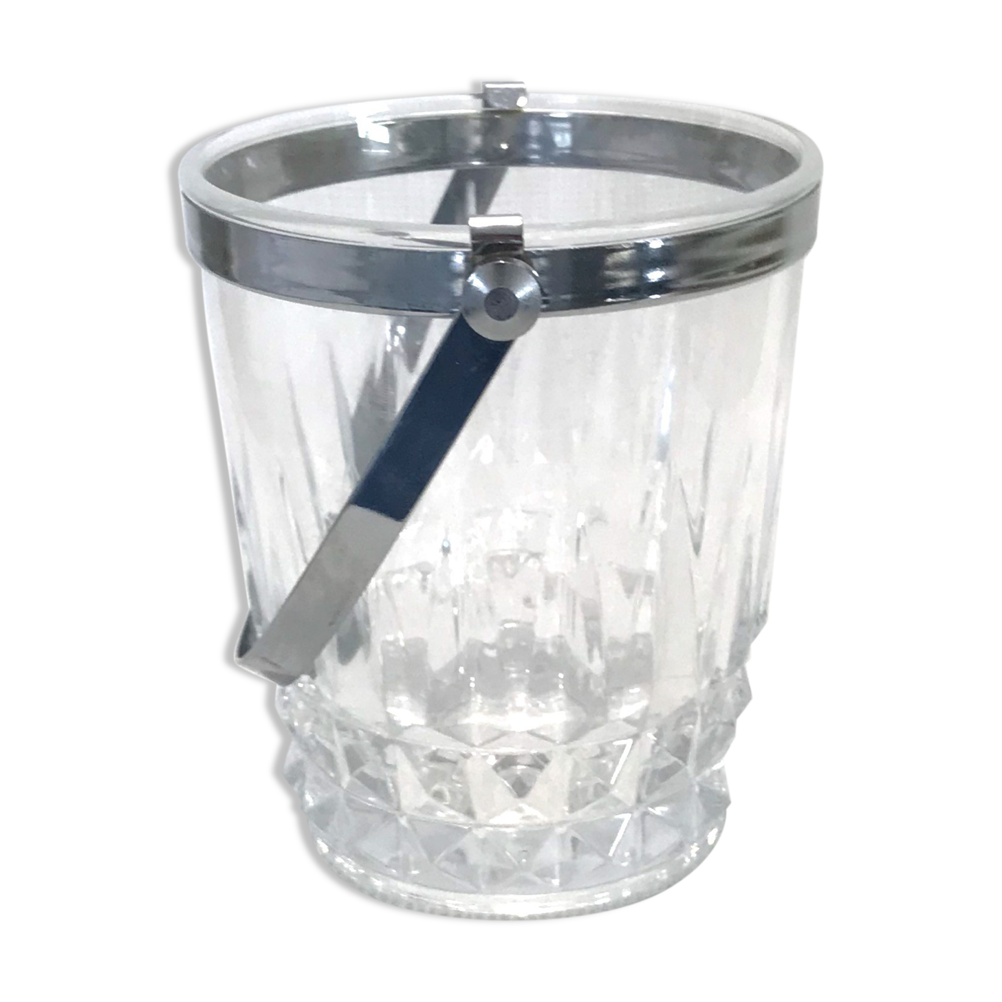 Ice bucket