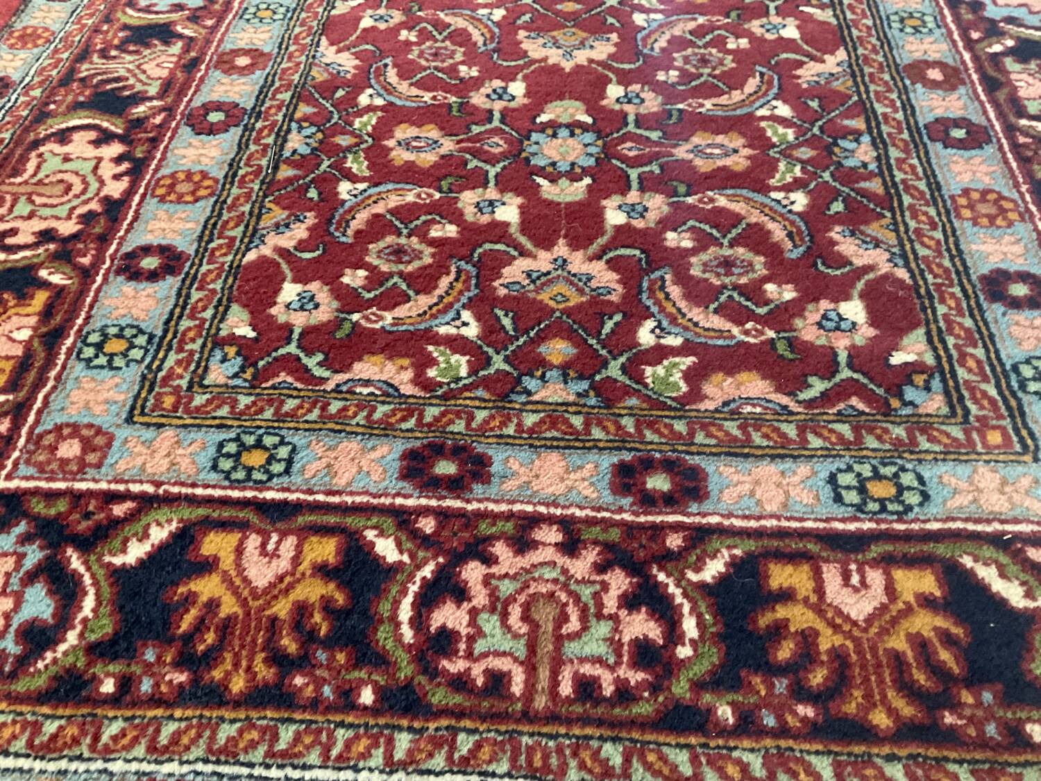 Vintage Persian woven wool rug 165x95