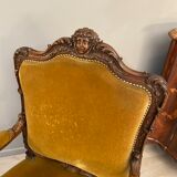 Fauteuil à dossier plat noyer de style Regence XIXeme