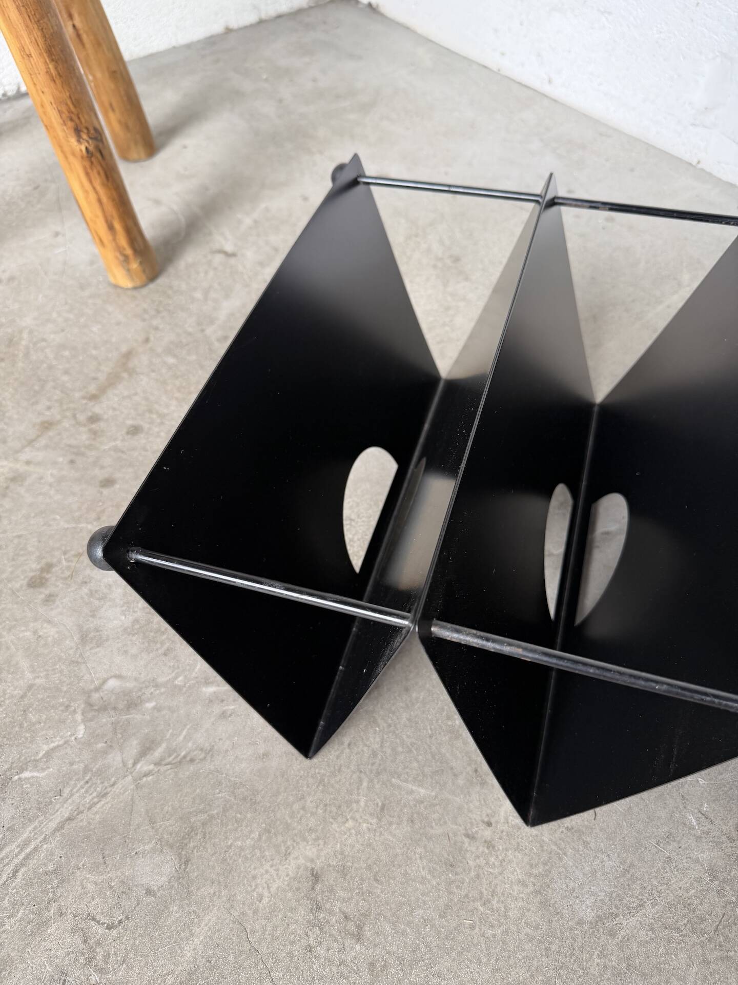 Modular magazine rack Memphis 1980