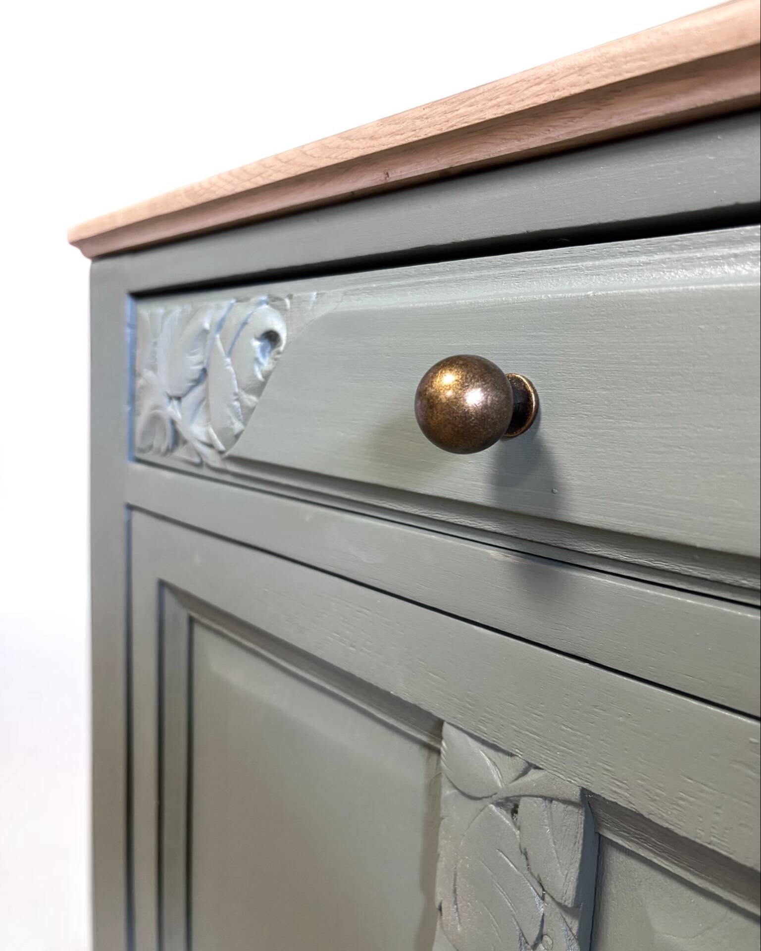 Confiturier Art déco rénové – vert sauge et bois