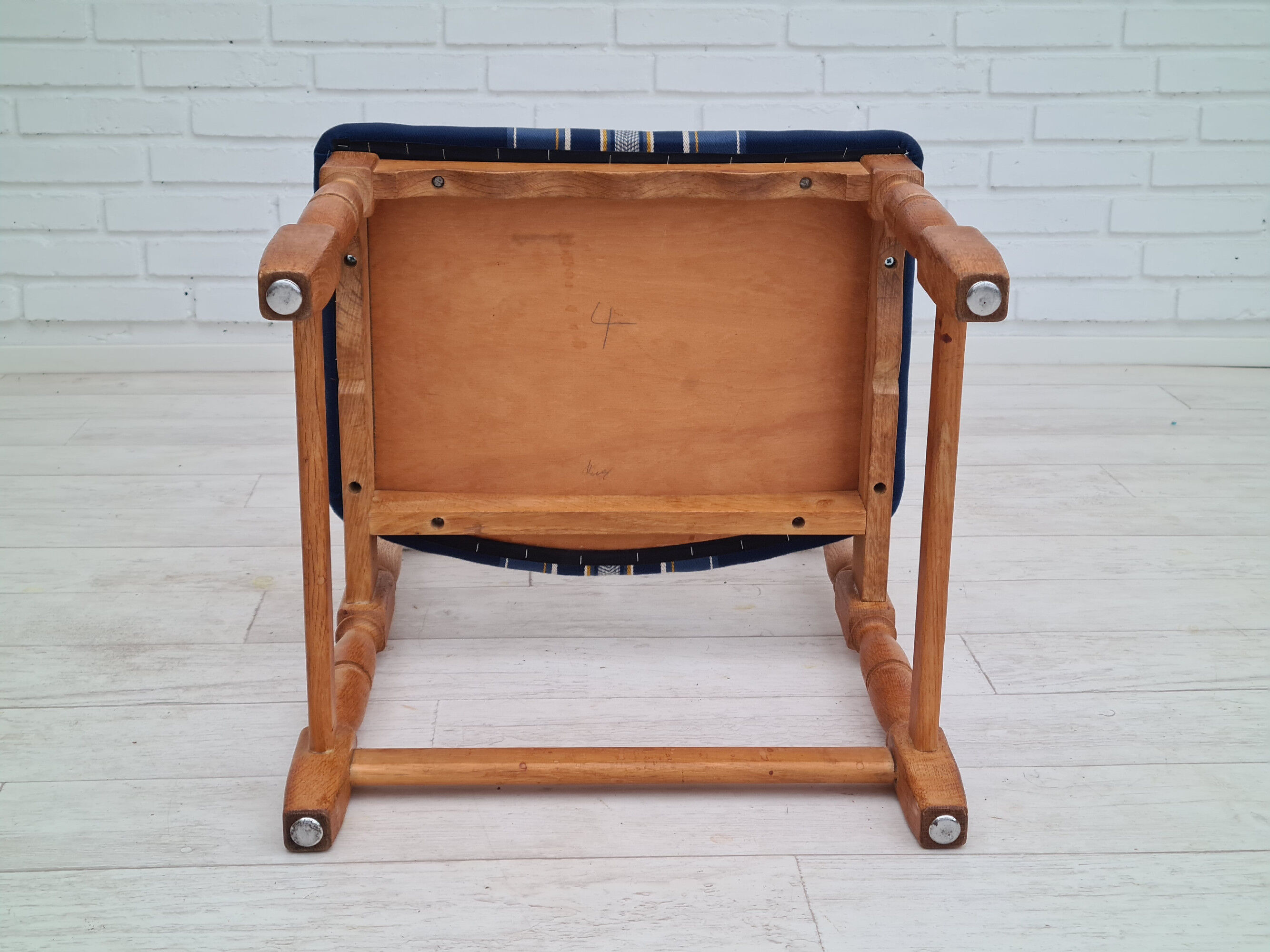 5 chairs in oak wood 1960