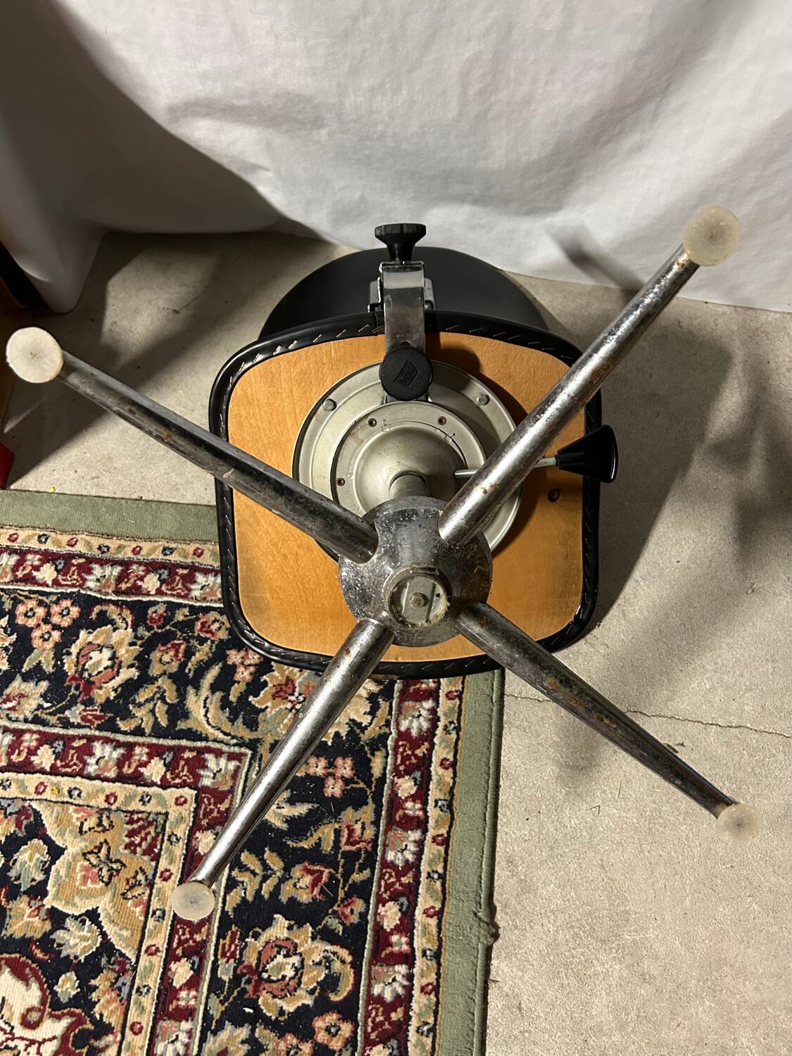 BAD industrial workshop chair